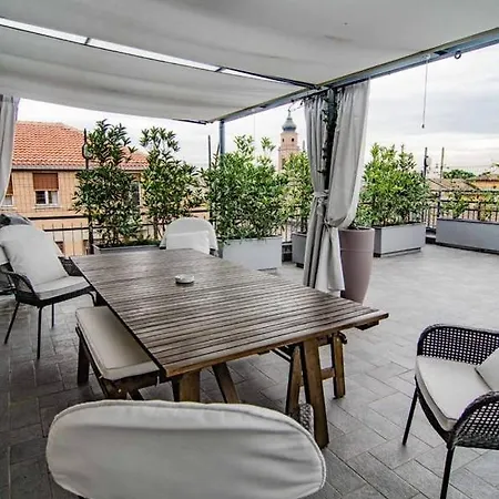 Vivi Dall Alto Apartment *